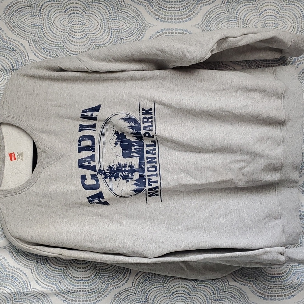 Sweatshirt